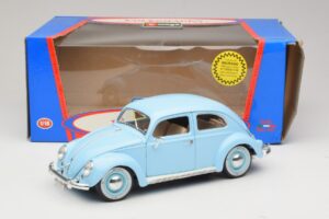 Volkswagen Chrobák Modrý Bburago 1:18 3381 Kov – obrázok 8 z 8