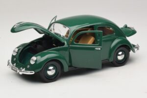 Volkswagen Beetle Zelená Maisto 1:18 32820 Kov – obrázok 2 z 8