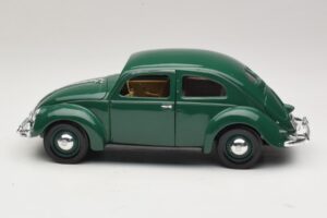 Volkswagen Beetle Zelená Maisto 1:18 32820 Kov – obrázok 4 z 8