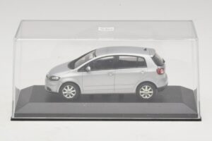 Volkswagen Golf Plus Mk5 Strieborný Náhradná Škatuľa Minichamps 1:43 400054370-R1 Kov – obrázok 4 z 5