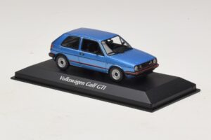 Volkswagen Golf GTI Mk2 Modrá Metalíza Maxichamps 1:43 940054120 Kov – obrázok 3 z 5