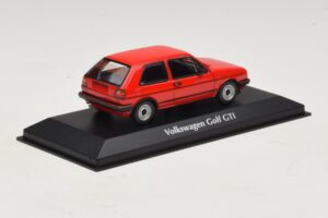 Volkswagen Golf GTI Mk2 Červený Maxichamps 1:43 940054121 Kov – obrázok 2 z 5