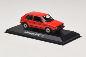 Volkswagen Golf GTI Mk2 Červený Maxichamps 1:43 940054121 Kov – obrázok 3 z 5