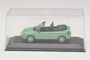 Volkswagen Golf Mk4 Kabriolet Zelená Metalíza Minichamps 1:43 430058335 Kov – obrázok 4 z 5