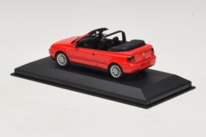 Volkswagen Golf Mk4 Kabriolet Červený Dealerská Edícia Minichamps 1:43 GOLF006 Kov – obrázok 3 z 5