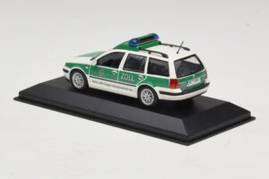 Volkswagen Golf Mk4 Variant Polizei Minichamps 1:43 430056090 Kov – obrázok 3 z 5
