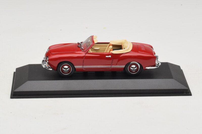 Volkswagen Karmann Ghia Kabriolet Tmavočervený Minichamps 1:43 5032 Kov