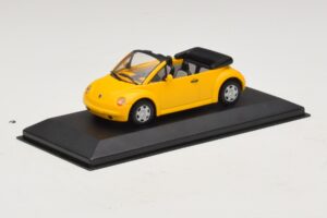 Volkswagen New Beetle Kabriolet Žltý Minichamps 1:43 BEETLE002 Kov – obrázok 2 z 5