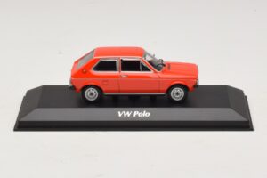 Volkswagen Polo Mk1 Červený Maxichamps 1:43 940050500 Kov