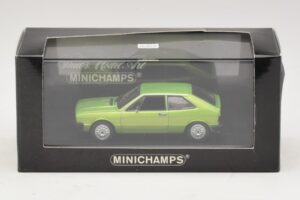 Volkswagen Scirocco Mk1 Zelená Metalíza Náhradná Škatuľa Maxichamps 1:43 940050420-R1 Kov – obrázok 5 z 5