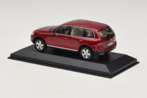 Volkswagen Touareg 7L Červený Minichamps 1:43 TOUAREG003 Kov – obrázok 3 z 5