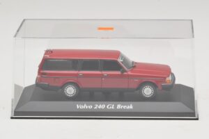 Volvo 240 GL Kombi Červený Maxichamps 1:43 940171410 Diecast – obrázok 5 z 5