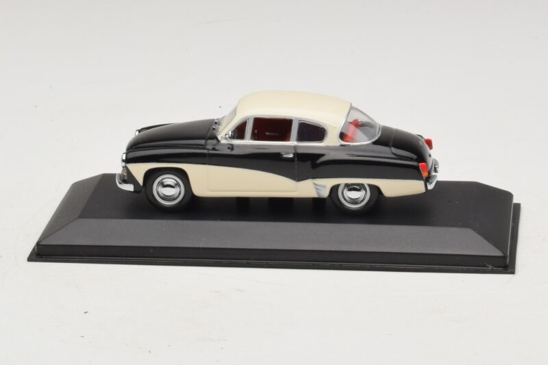 Wartburg A311 Tmavomodrá Biela Minichamps 1:43 WARBURG001 Kov